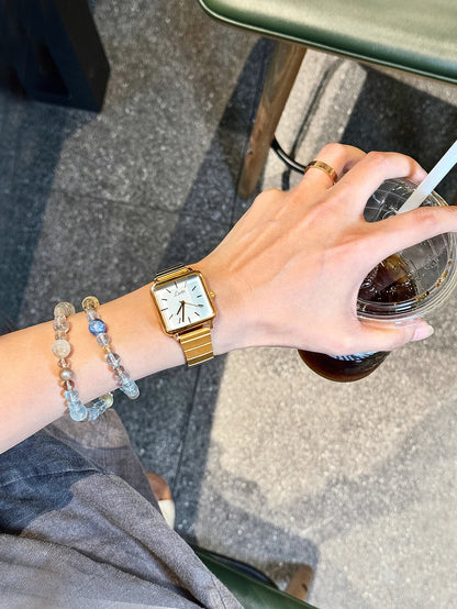 1 peça de ouro retro simples e elegante relógio feminino pulseira de aço inoxidável relógio de quartzo mostrador quadrado moda casual à prova dwaterproof água relógio feminino adequado para uso diário jantar e outras